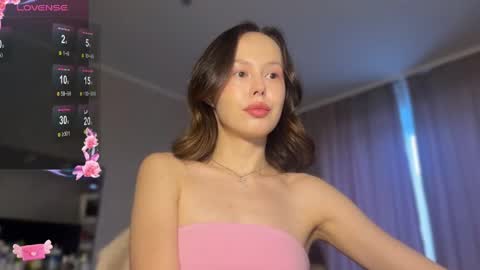 Snapshot of adele_bel chatting on June 8, 2026, 12:36 am adele_bel online show from June 8, 2026, 12:36 am