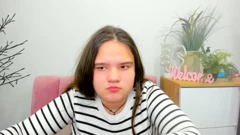 adelecruzz online show from February 2, 2025, 4:22 pm