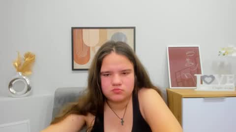 adelecruzz online show from February 26, 2025, 2:14 pm