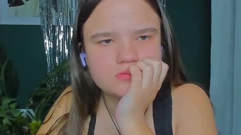 adelecruzz online show from March 17, 2026, 1:14 pm