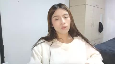 Snapshot of adelein_foxxx chatting on October 26, 2025, 10:47 pm adellein foxx online show from October 26, 2025, 10:47 pm