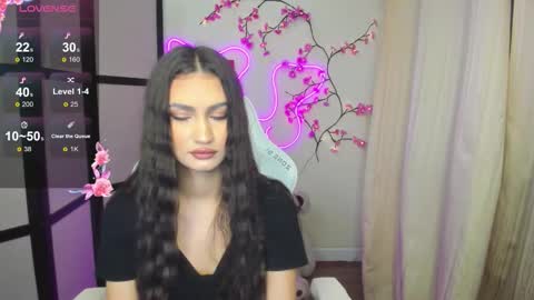 Snapshot of adeleluu chatting on November 22, 2025, 1:37 am Adel online show from November 22, 2025, 1:37 am