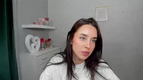 Adele online show from April 13, 2026, 5:35 am