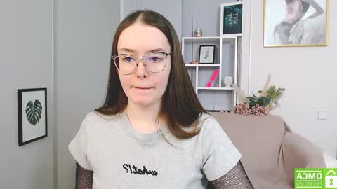 Adelina online show from December 1, 2024, 9:15 pm