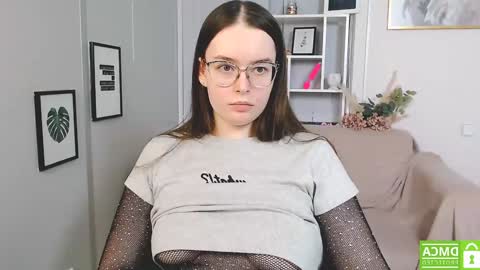 Adelina online show from December 2, 2024, 3:26 am