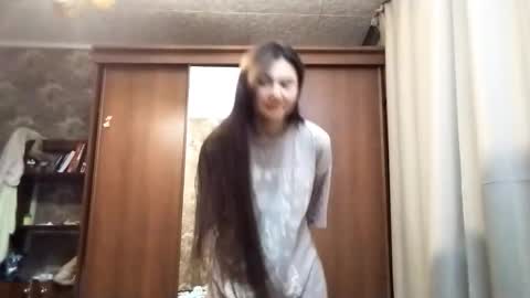 Anna online show from November 30, 2025, 3:05 pm