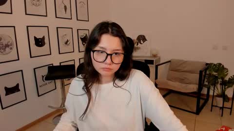 Your sweet girl online show from February 3, 2025, 9:50 pm