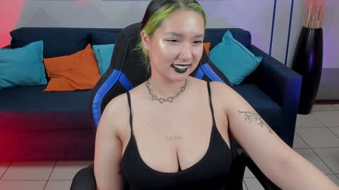 Adelina online show from December 4, 2024, 10:08 pm