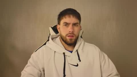 Snapshot of ades_lowe chatting on November 7, 2025, 11:32 am Ades online show from November 7, 2025, 11:32 am