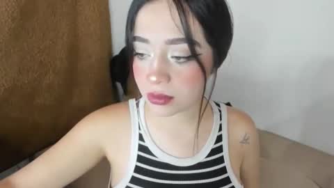 Snapshot of adhara_f chatting on October 13, 2025, 3:17 am AdaraForest online show from October 13, 2025, 3:17 am