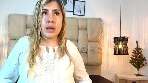 AdharaSmithh online show from January 6, 2026, 7:06 pm