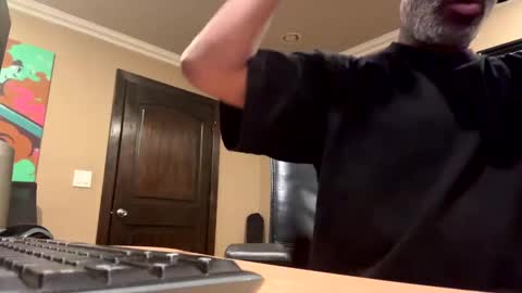 Snapshot of adick_ting chatting on December 8, 2024, 1:14 pm adick_ting online show from December 8, 2024, 1:14 pm