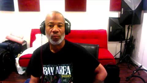 Snapshot of adick_ting chatting on January 9, 2025, 10:41 am adick_ting online show from January 9, 2025, 10:41 am