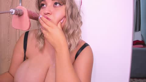  Adila  online show from December 20, 2024, 7:33 am