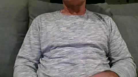 Snapshot of adjustable14 chatting on November 18, 2025, 11:25 am adjustable14 online show from November 18, 2025, 11:25 am