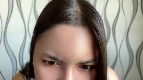 KATE MORE  online show from April 8, 2026, 3:50 am