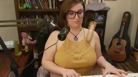 adobe_angel304 online show from January 14, 2025, 1:58 am