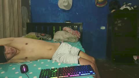 Adonis online show from December 23, 2025, 4:32 am