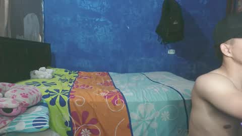 Snapshot of adonis5_ chatting on February 26, 2026, 11:04 pm Adonis online show from February 26, 2026, 11:04 pm