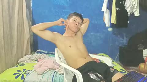 Snapshot of adonis5_ chatting on March 6, 2026, 11:56 pm Adonis online show from March 6, 2026, 11:56 pm