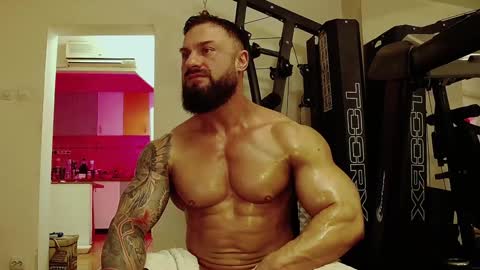 Adonis online show from February 4, 2025, 10:24 pm