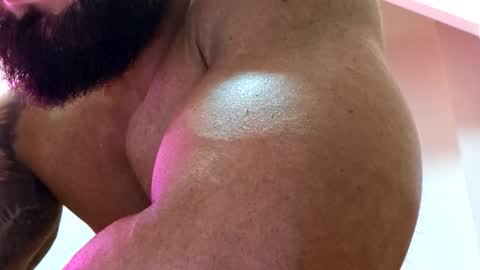 Adonis online show from November 3, 2025, 4:41 pm