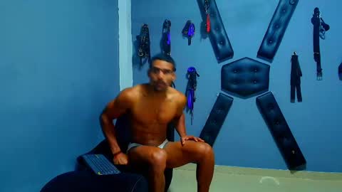 adonisdios online show from May 11, 2026, 3:07 pm