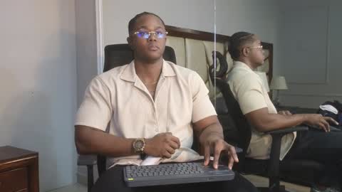 Snapshot of adonisknigh chatting on December 27, 2024, 9:11 pm Adonis Knight online show from December 27, 2024, 9:11 pm