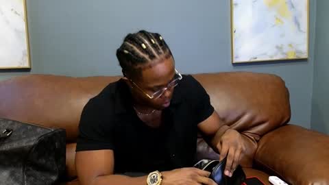 Snapshot of adonisknigh chatting on January 30, 2025, 12:06 pm Adonis Knight online show from January 30, 2025, 12:06 pm