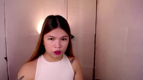 adorabletsforyouxx online show from February 7, 2025, 4:46 pm