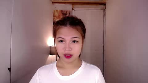 Snapshot of adorabletsforyouxx chatting on October 19, 2025, 4:18 pm adorabletsforyouxx online show from October 19, 2025, 4:18 pm