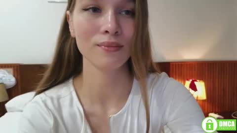 Lia  online show from April 20, 2026, 6:16 am
