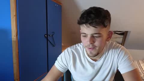 Snapshot of adr_twink chatting on October 12, 2025, 11:26 pm ADR Twink online show from October 12, 2025, 11:26 pm