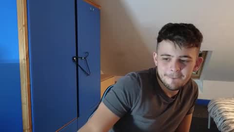 Snapshot of adr_twink chatting on October 16, 2025, 1:28 am ADR Twink online show from October 16, 2025, 1:28 am