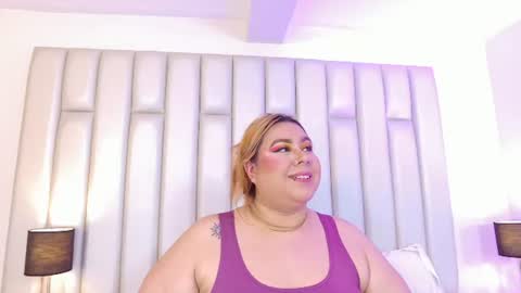 Snapshot of adreeaperez1 chatting on July 14, 2026, 7:19 pm ANDREA PEREZ online show from July 14, 2026, 7:19 pm