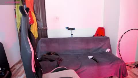 Adrena10 online show from February 5, 2026, 7:51 pm