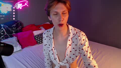 Adrian online show from January 11, 2025, 9:26 am