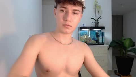 Snapshot of adrian_morelli chatting on December 3, 2024, 2:47 am adrian morelli online show from December 3, 2024, 2:47 am