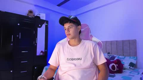 ADRIAN online show from March 27, 2026, 7:02 pm