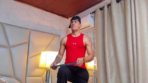 Snapshot of adrian_rae chatting on February 26, 2025, 12:03 pm online show from February 26, 2025, 12:03 pm