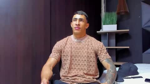 Snapshot of adrian_rae chatting on September 11, 2025, 5:57 pm online show from September 11, 2025, 5:57 pm