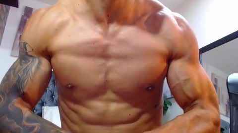 Snapshot of adrian_rae chatting on October 2, 2025, 6:37 pm online show from October 2, 2025, 6:37 pm