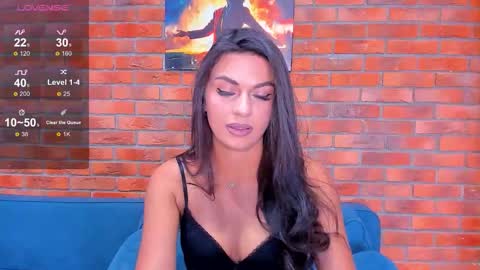Adriana online show from November 16, 2025, 5:07 pm