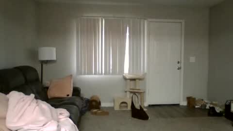 Princess Adri online show from April 1, 2026, 10:51 pm