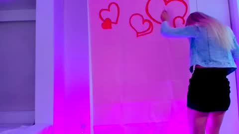 Snapshot of adriana_coy_ chatting on February 13, 2025, 6:05 pm Adriana online show from February 13, 2025, 6:05 pm