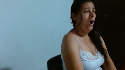 Snapshot of adriana_milf chatting on February 7, 2025, 3:55 am Adriana milf online show from February 7, 2025, 3:55 am