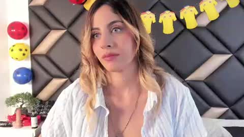 Snapshot of adrianaharlow chatting on June 17, 2026, 7:04 pm Adriana Harlow online show from June 17, 2026, 7:04 pm
