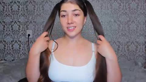 Adriana online show from July 12, 2026, 8:22 pm