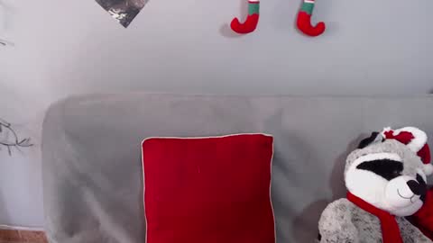 Snapshot of adrianapdes chatting on December 15, 2024, 2:59 pm Adriana Paredes online show from December 15, 2024, 2:59 pm