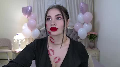 AdrianaTores online show from February 10, 2026, 7:40 pm